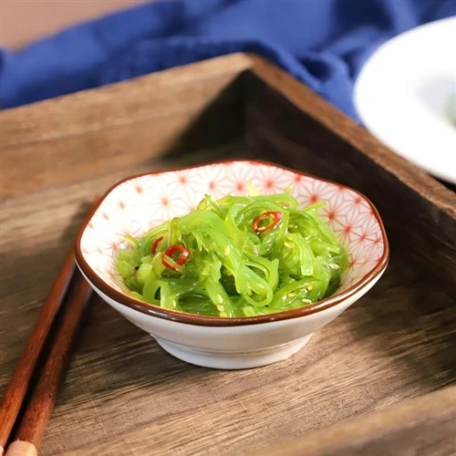 冷凍わかめサラダに魚介類を加えてもいいですか？